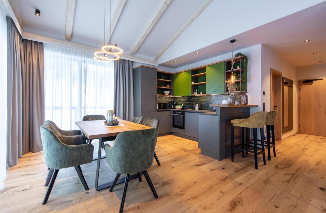 Hoeflehner Premium Eco Lodge Хаус-им-Энншталь Экстерьер фото